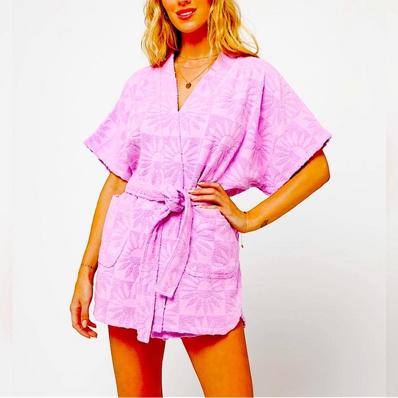 LSPACE SOLIEL TERRY ROBE ROSEBUD PINK/PURPLE SIZE M/L NWT STILL IN POLY BAG - Picture 2 of 9